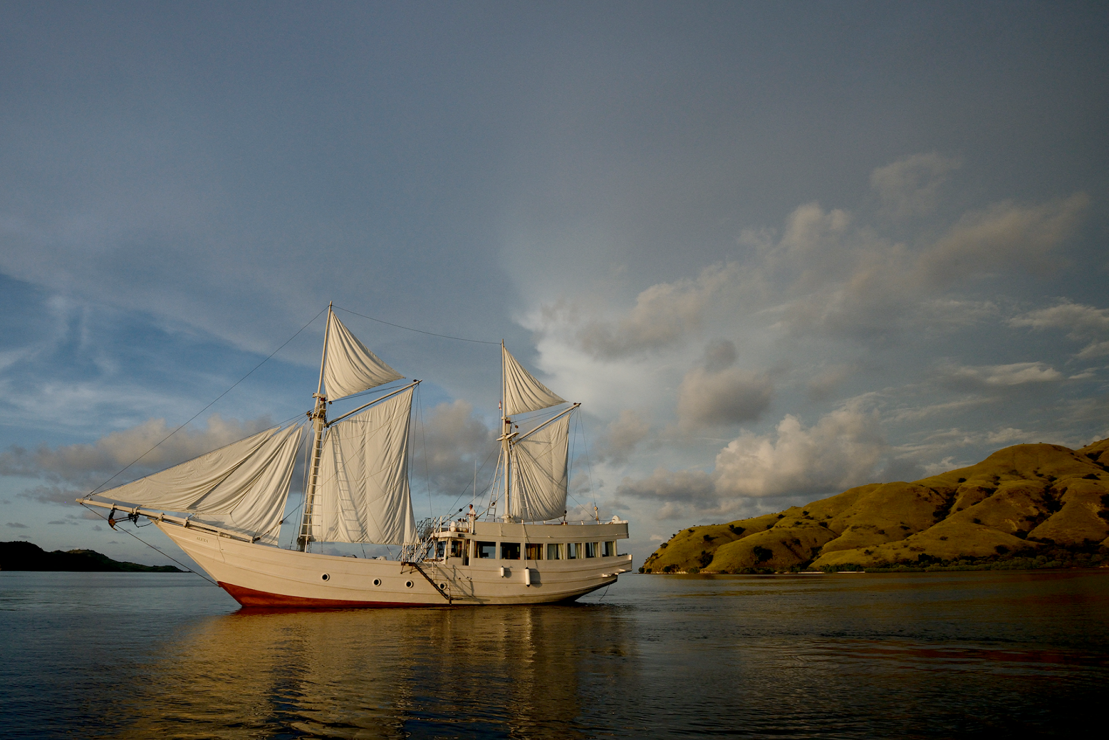 ALEXA Luxury Yacht in Komodo